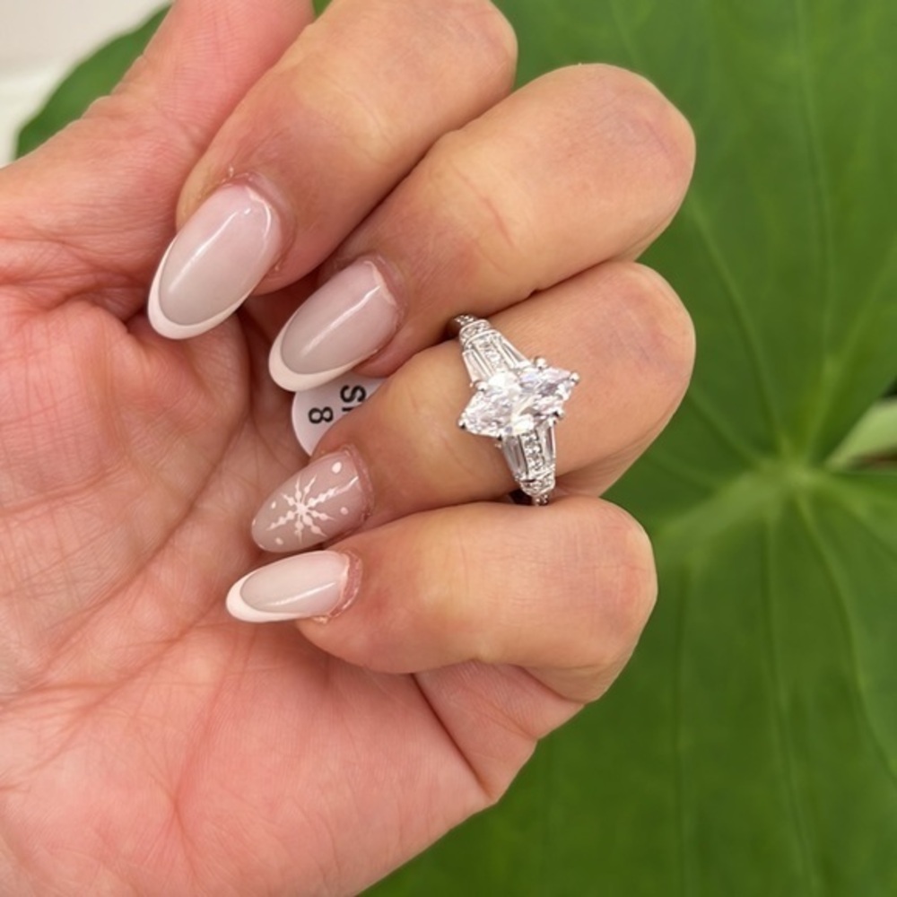 New 1.5ct Marquise Engagement CZ Ring size 8